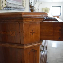 Cassettiera Classica modello '800  a marchio Artigianale a prezzo scontato