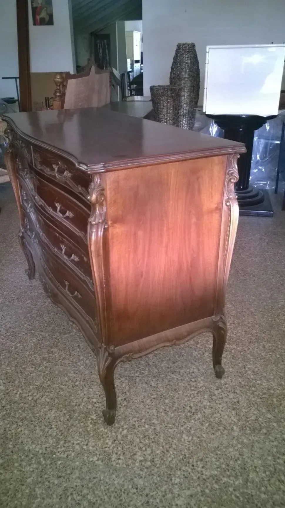 Cassettiera in Legno Comò in noce artigianato brianzolo Collezione esclusiva a prezzo scontato