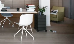 Cassettiera modello 360° in Laccato lucido Magis in offerta