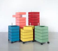 Cassettiera modello 360° in Laccato lucido Magis in offerta