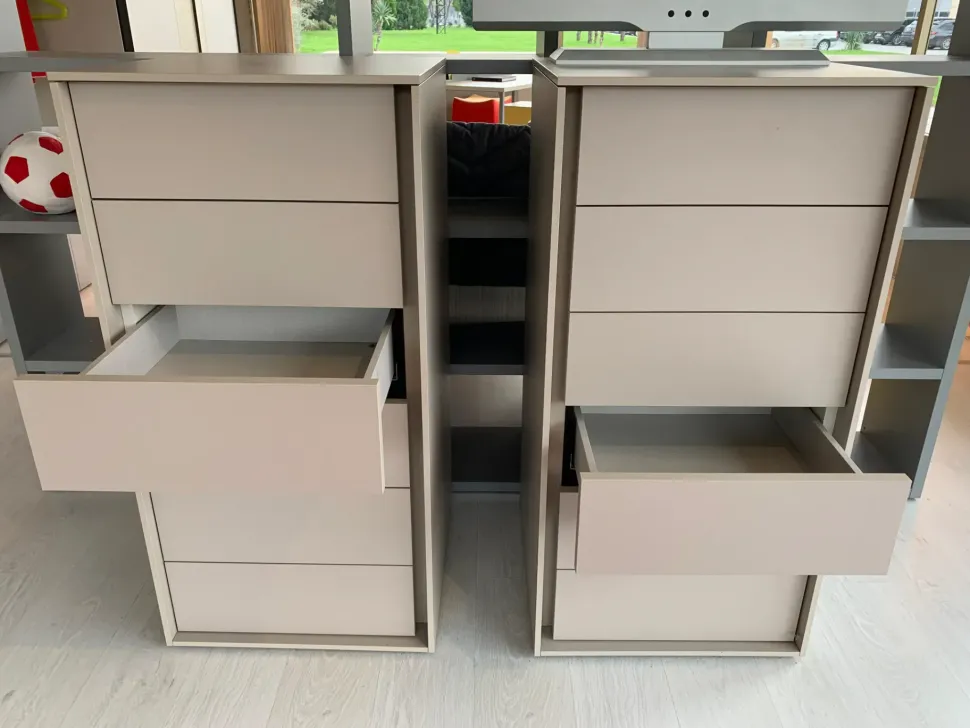 Cassettiera modello Bilbao in Laccato opaco Cinquanta3 in offerta