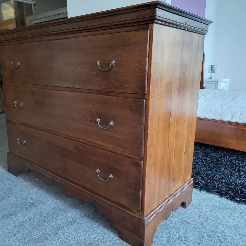 Cassettiera modello I solisti in Legno Mobilificio bellutti in offerta