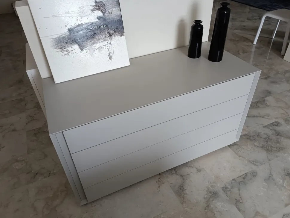 Cassettiera modello Luna in Laccato opaco Lema in Offerta Outlet