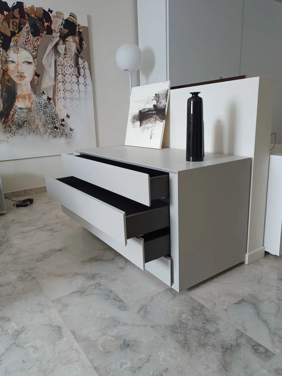 Cassettiera modello Luna in Laccato opaco Lema in Offerta Outlet