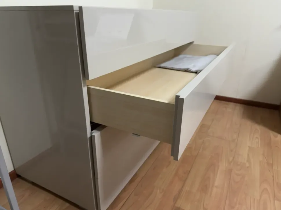 Cassettiera Moderna modello Nap a marchio Jesse in Offerta Outlet