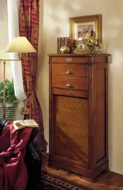 Cassettiera Romantico modello Modello quadrifogli a marchio Artigianale a prezzo scontato