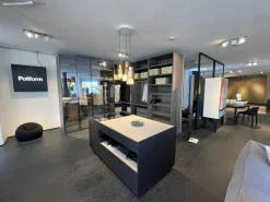 Cassettiera Set up  per una camera Design a marchio Poliform scontata