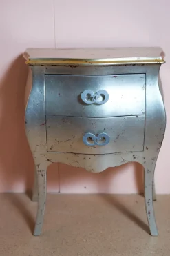 Cassettiera Shabby chic modello Foglia argento a marchio Artigianale a prezzo scontato
