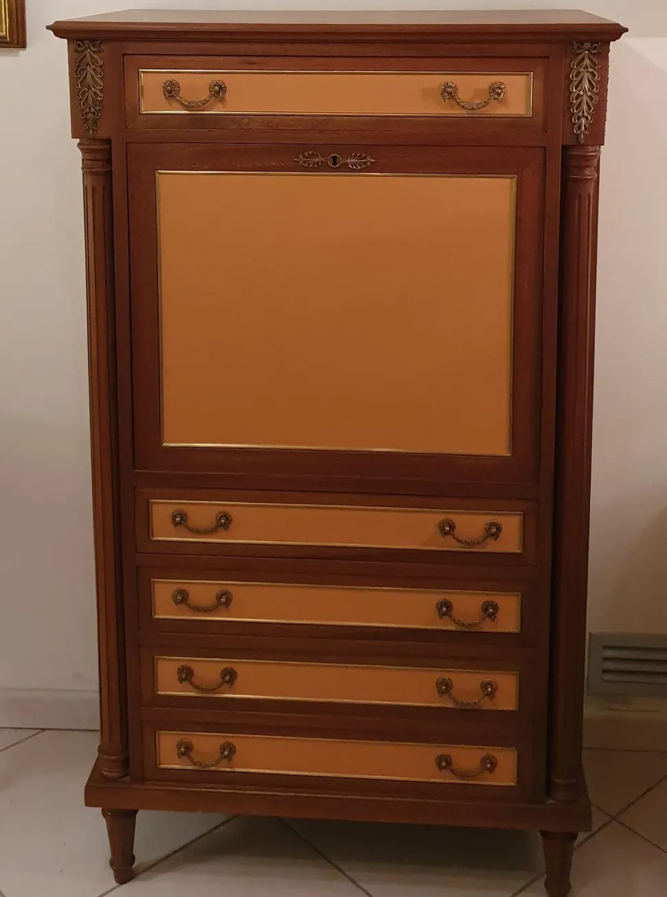 Cassettoni d'antiquariato in stile impero a prezzo scontato