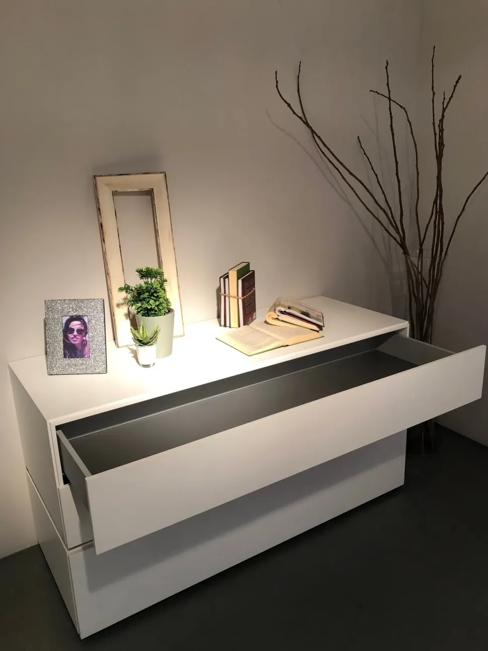 Comò e comodini Pianca People a prezzo scontato in laccato opaco