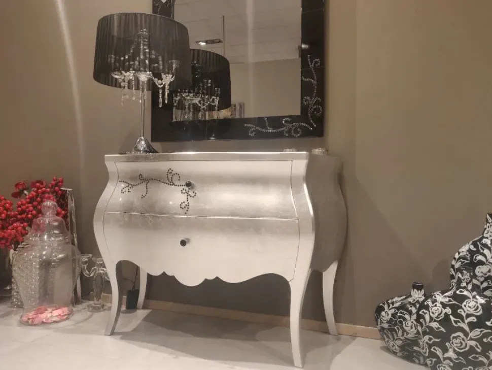 Comò modello Vanity a marchio Modà in offerta