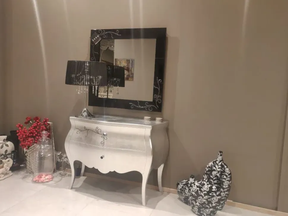 Comò modello Vanity a marchio Modà in offerta