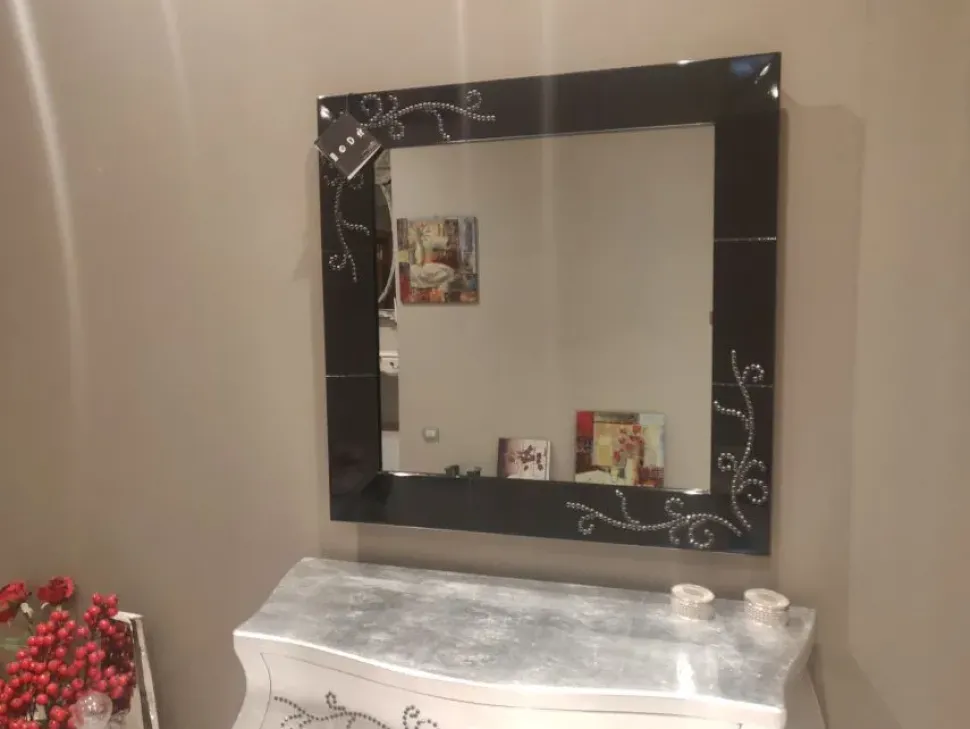 Comò modello Vanity a marchio Modà in offerta