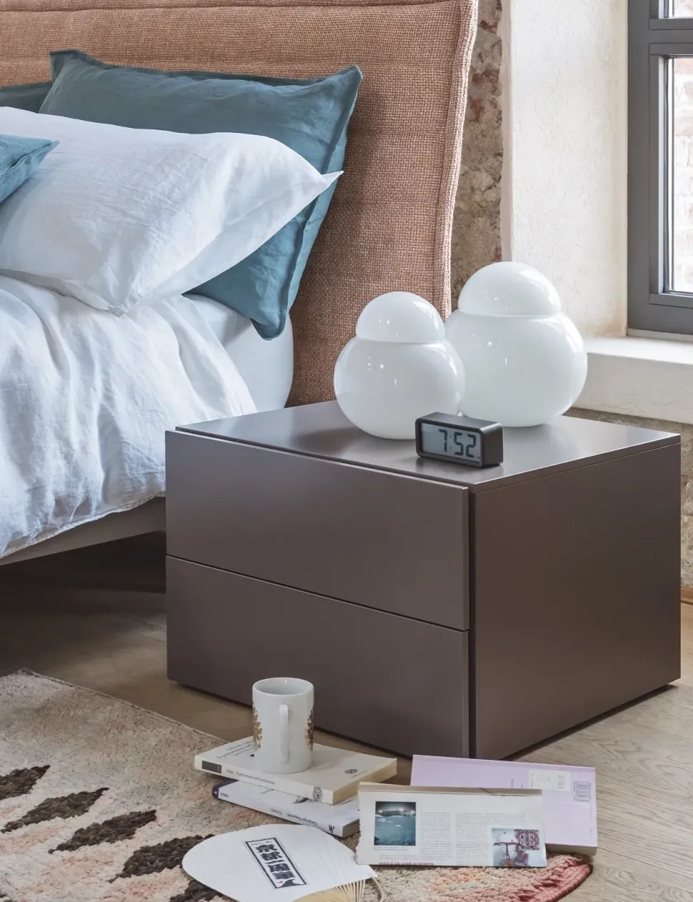 Comodini Easy Novamobili in laccato opaco a prezzo ribassato