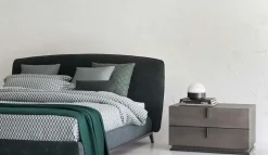 Comodino Ari a marchio Flou a prezzo riservato