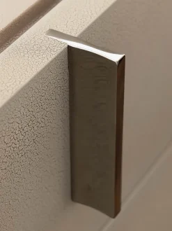 Comodino Ari a marchio Flou a prezzo riservato