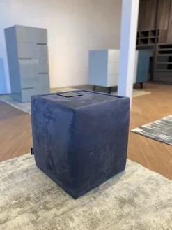 Comodino Bolzan modello Ares a prezzo ribassato in ecopelle