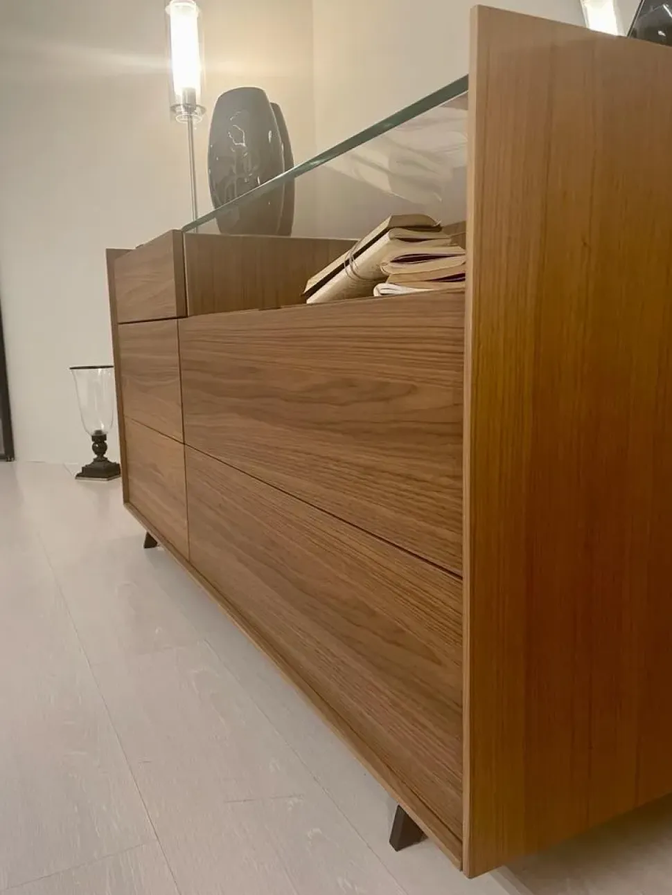 Comodino Cabaret Sangiacomo a prezzo scontato