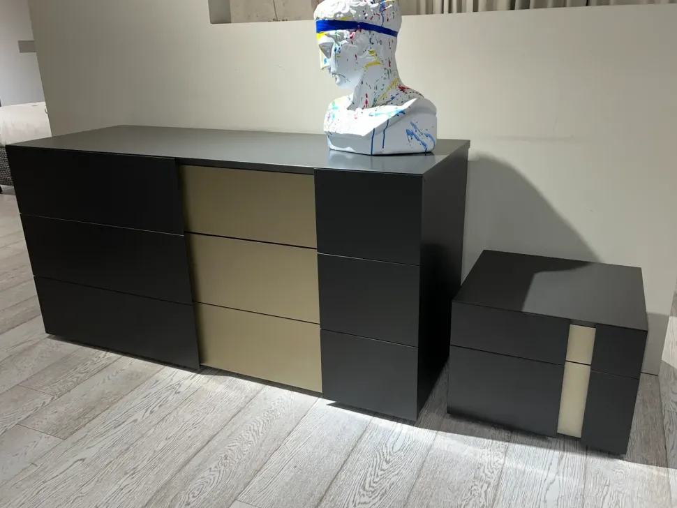 Comodino Comodino inside presotto di Presotto a prezzo ribassato