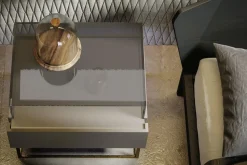 Comodino Cubo di Mobilgam a prezzo ribassato