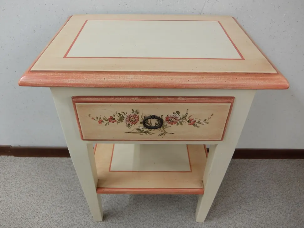 Comodino Decorato di Fratelli mirandola a prezzo scontato