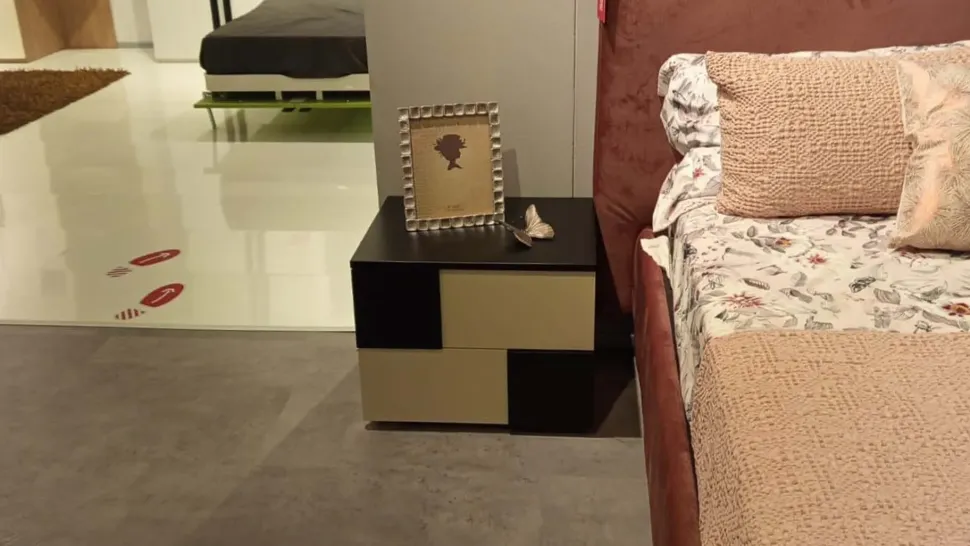 Comodino Dobby di Collezione esclusiva scontato del 64%