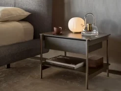 Comodino Erys di Ditre italia a prezzo scontato