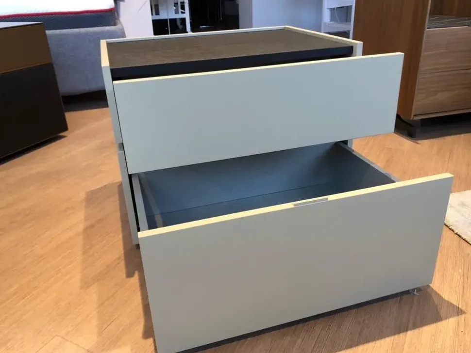 Comodino Filo di Sangiacomo scontato del 20%