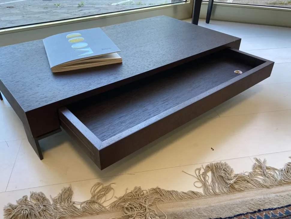 Comodino Halifax modello Thai halifax a prezzo scontato in legno