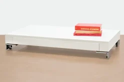 Comodino Laccato Bianco Modello Thai Distribuzione Grandi Marchi