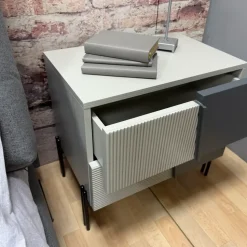 Comodino Logica di Artigianale a prezzo scontato