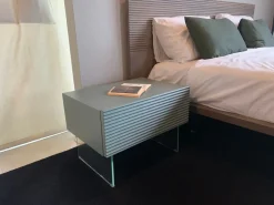 Comodino modello Brick di Devina nais scontato