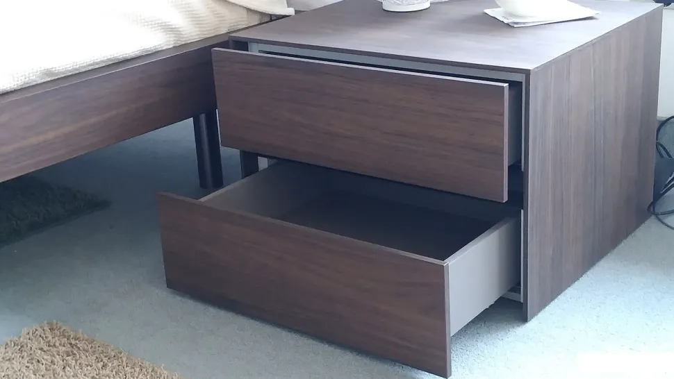 Comodino modello Comodini pitagora in laminato noce 72 Novamobili a PREZZI OUTLET