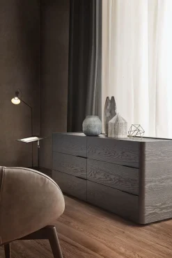 Comodino modello Ginevra di Olivieri