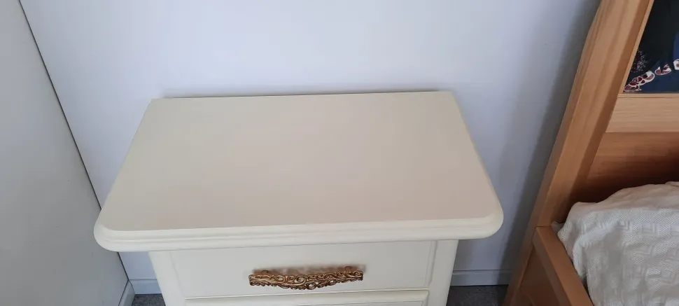 Comodino Modello i solisti di Mobilificio bellutti a prezzo scontato