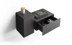 Comodino modello Little italy mini di Minotti italia