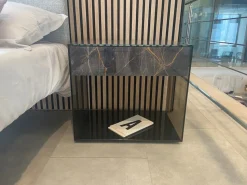 Comodino modello Upglass di Lago scontato