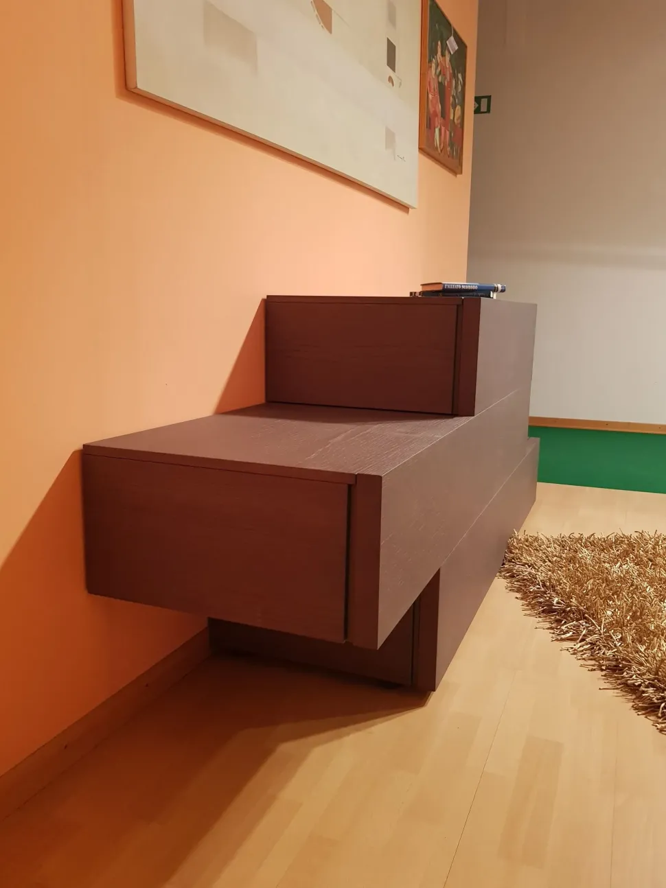 Comodino modello Valeo a marchio Sangiacomo in offerta