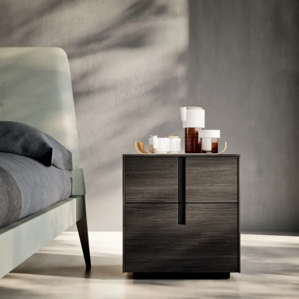 Comodino Orme Gruppo ilo a prezzo scontato in laccato opaco