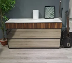 Comodino Tomasella modello Gruppo letto vinci a prezzo scontato in laminato