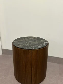 Comodino Top di Lema scontato del 30%