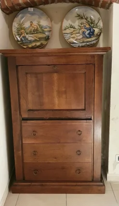 Complemento d'epoca in legno a prezzo Outlet