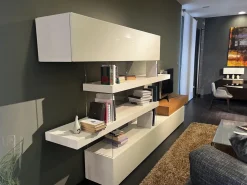 Composizione per il soggiorno modello Air storage di Lago a prezzo Outlet