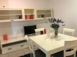 Composizione per la zona giorno modello Esprit di Accademia del mobile a prezzo Outlet