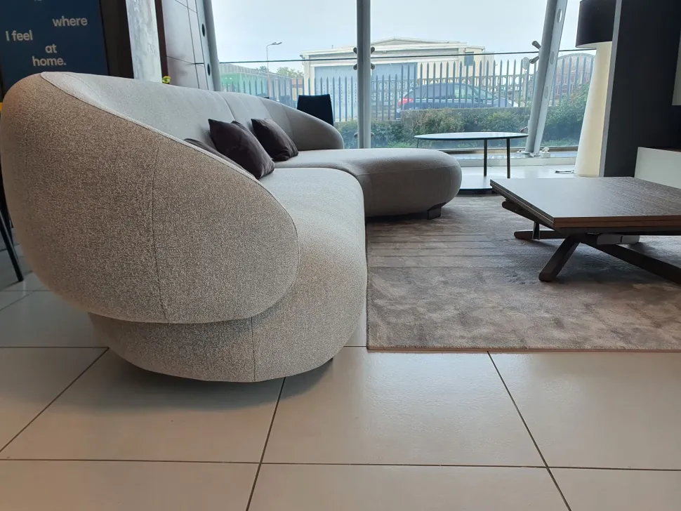 Con penisola a 5 posti Pacific di Ditre italia: prezzo su richiesta