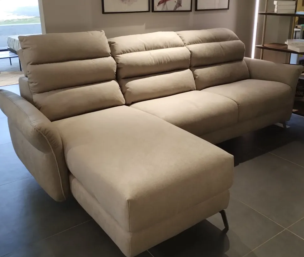 Con penisola Mod.tenero Aerre salotti a PREZZO OUTLET scontato del 50%