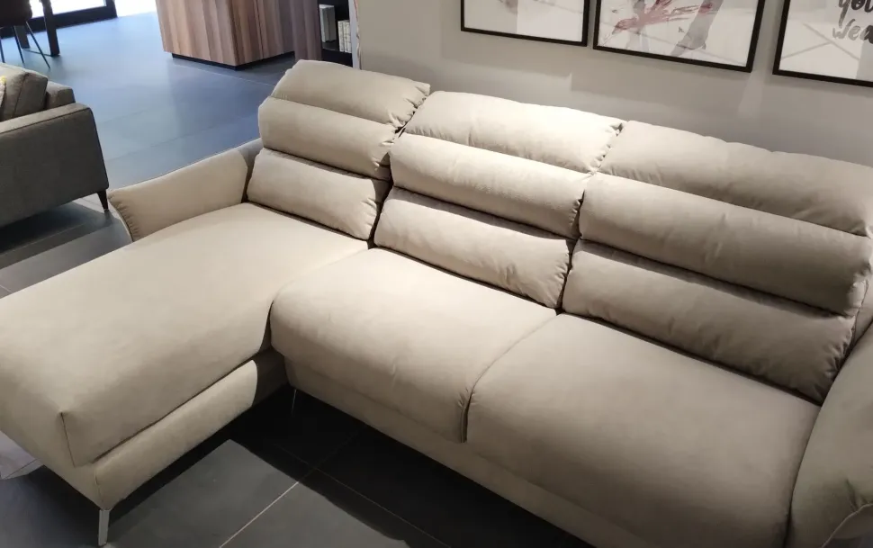 Con penisola Mod.tenero Aerre salotti a PREZZO OUTLET scontato del 50%