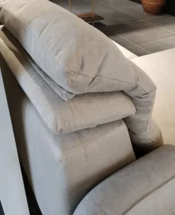 Con penisola Mod.tenero Aerre salotti a PREZZO OUTLET scontato del 50%