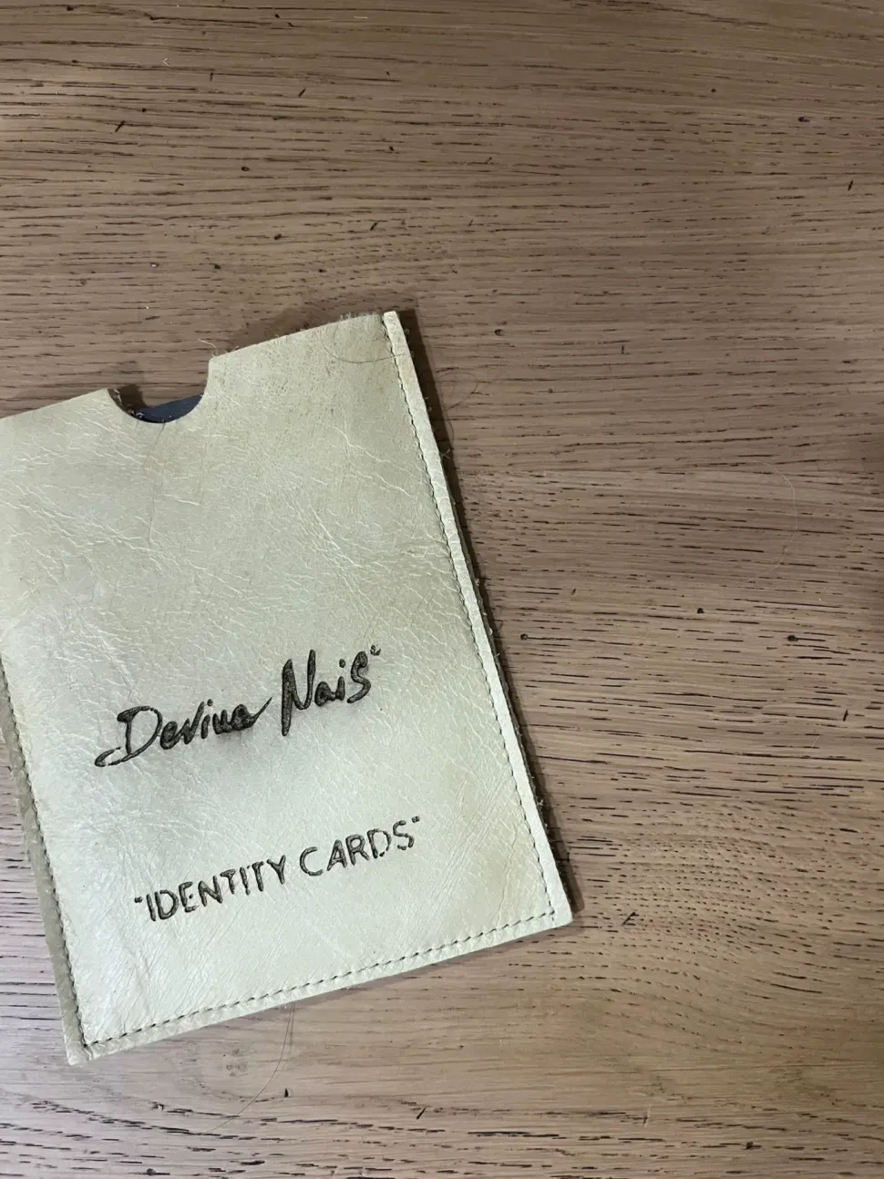 Consolle Consolle free devina nais Devina nais in stile design in Offerta Outlet