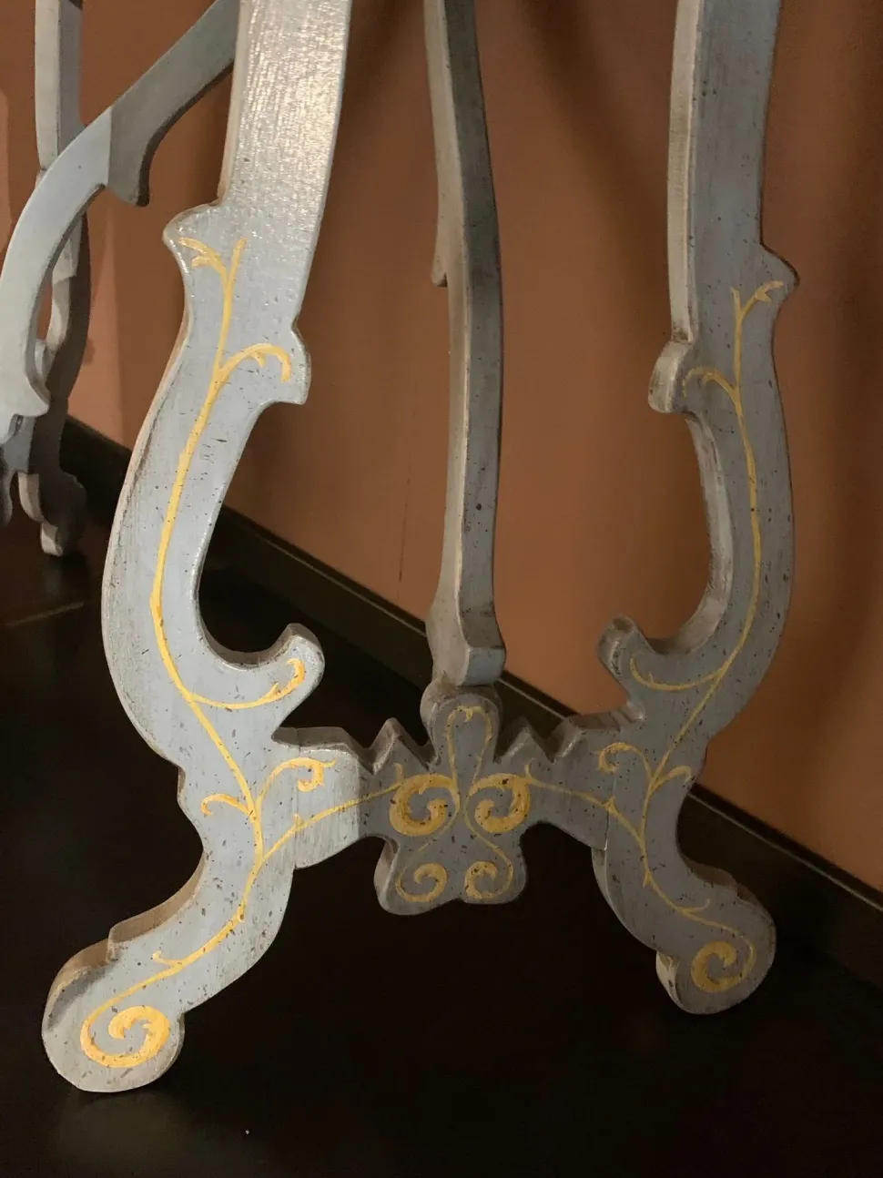 Consolle modello Consolle azzurra Artigianale scontata del 45%